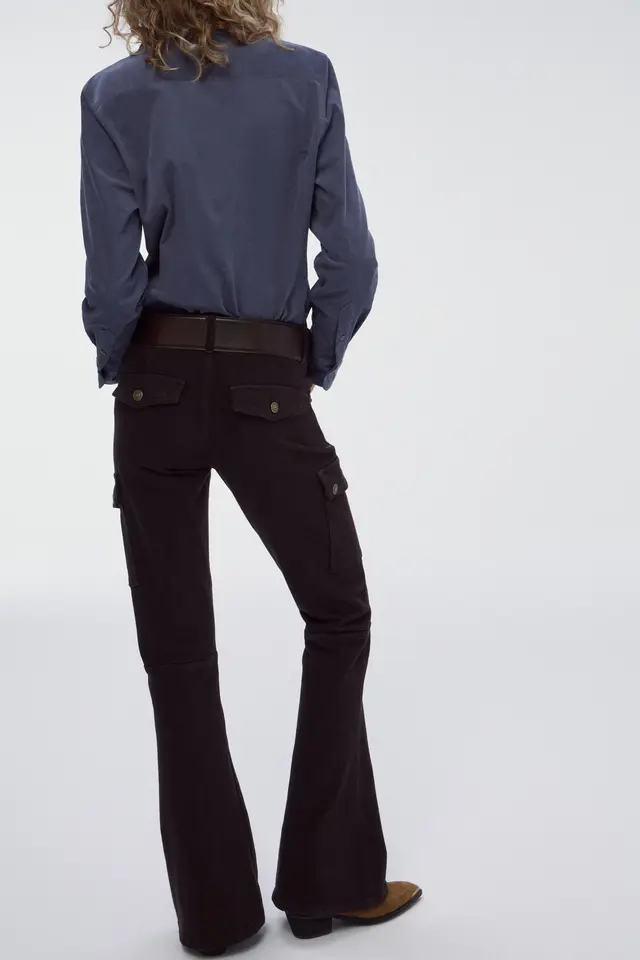 Вельветовая рубашка с вышивкой