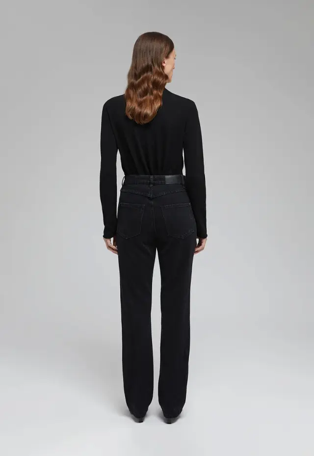 Джинсы Straight fit