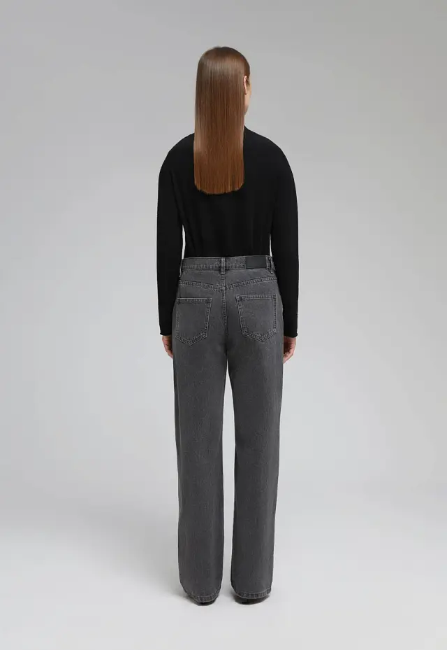 Джинсы Straight fit