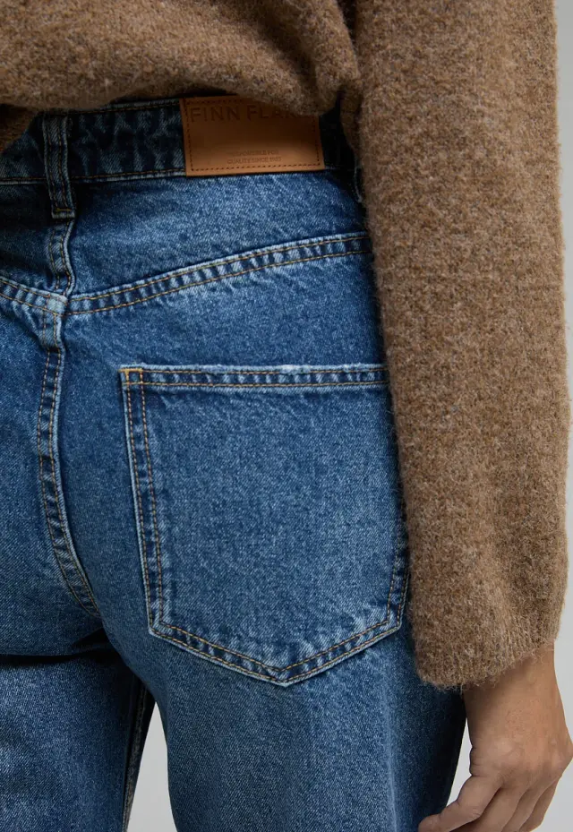 Джинсы wide leg fit женские