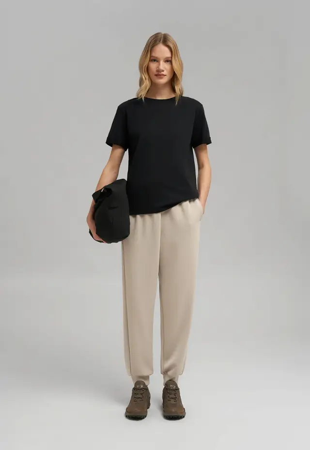 Свободная футболка Comfort fit из джерси
