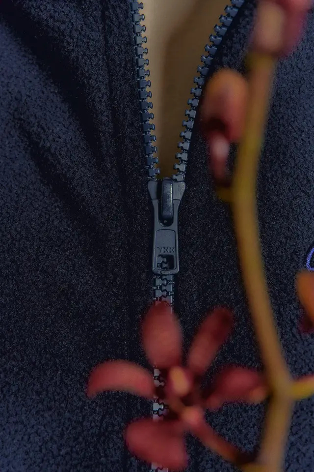 VOYAGEUR ST ZIP HOODIE