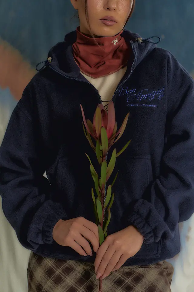 VOYAGEUR ST ZIP HOODIE
