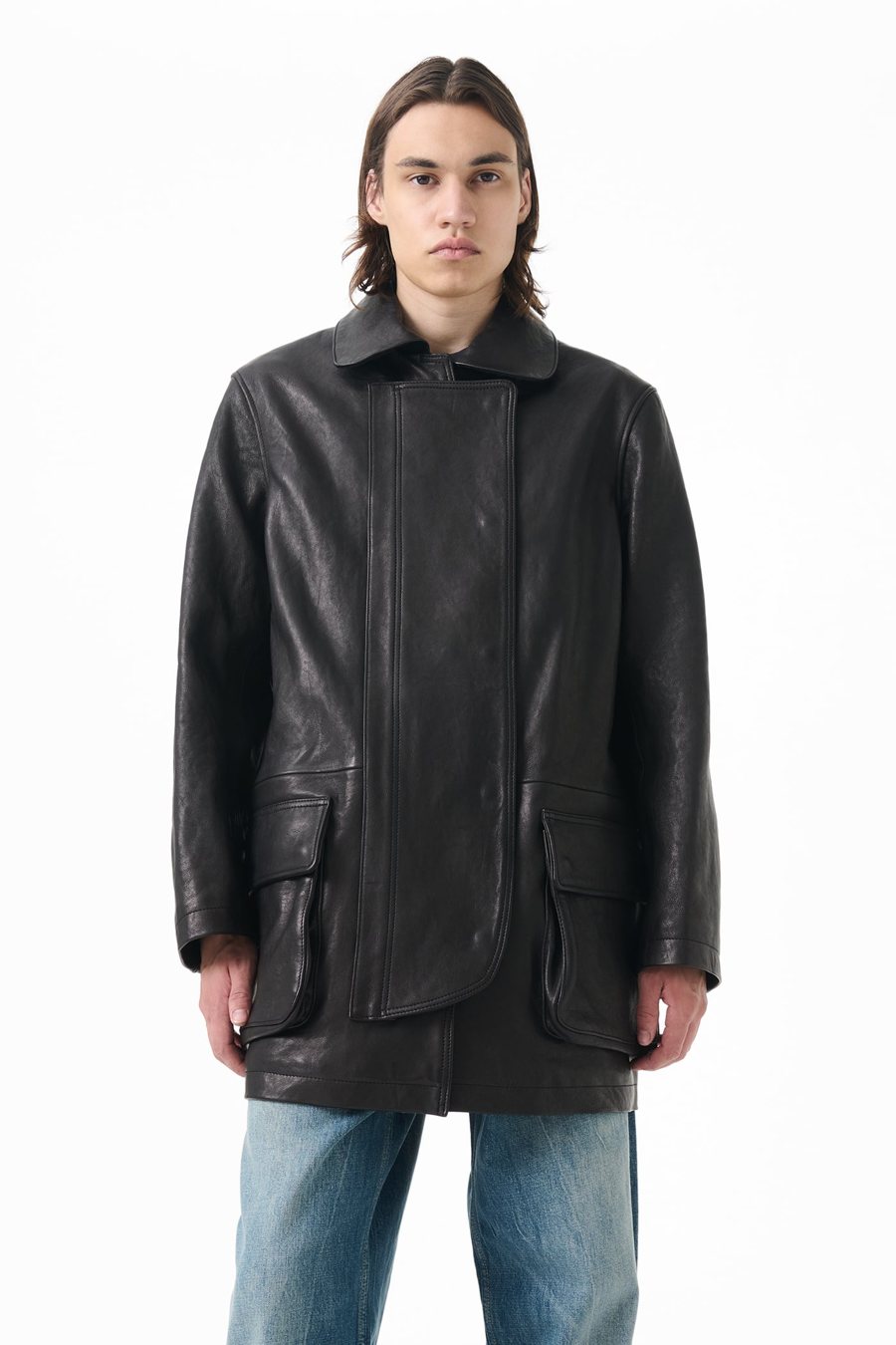 Fireman Jacket спереди: запах, кнопки и карманы с клапанами